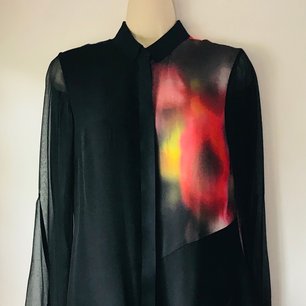Stunning Elie Tahari 100% Silk Blouse